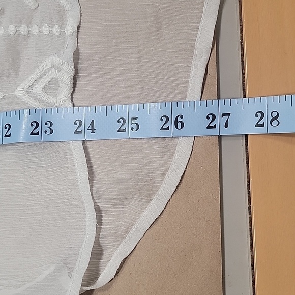 Old Navy Size M White Sheer Boho Embroidered Tie Neckline Long Sleeve Top - Picture 9 of 10